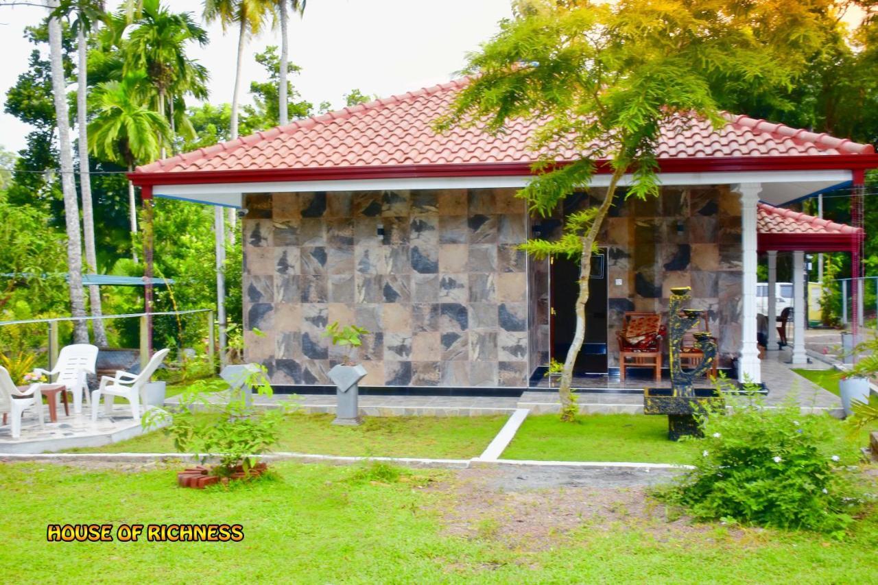 Hotel House Of Richness Negombo Zewnętrze zdjęcie
